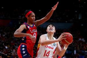 李月汝:我其实心里还憋着一口气 想在第一场打美国使使劲呢!