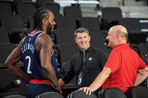 小卡成最大赢家?NBA声誉受损 快船重罚5个首轮 小卡仅罚70万脱身