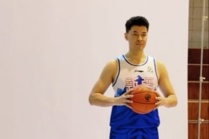 蜘蛛直播_蜘蛛免费NBA在线直播_蜘蛛足球无插件高清观看